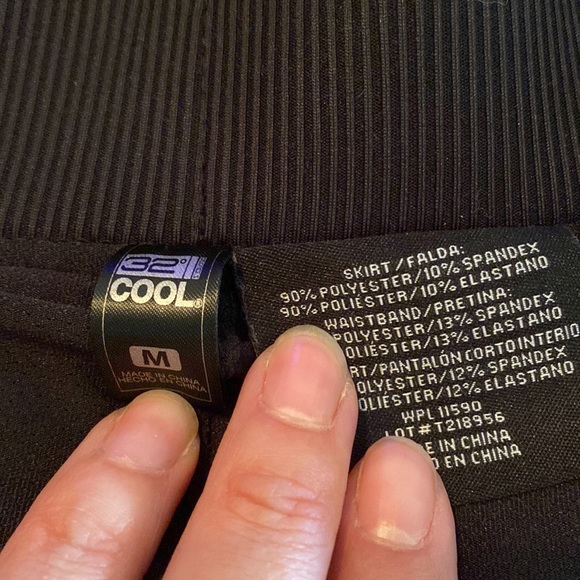 32 degrees Black sport skirt - Picture 5 of 6